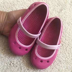 Little girl Mary Jane crocs